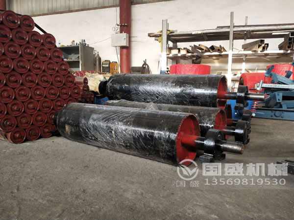 人字形防滑爬坡皮帶輸送機 人字形防滑爬坡皮帶輸送機