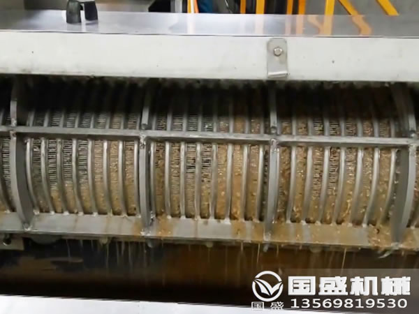 胡蘿卜螺旋壓榨機(jī)廠家 胡蘿卜螺旋壓榨機(jī)廠家