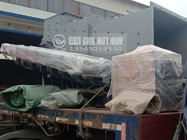 多級滾軸篩分機(jī) 多級滾軸篩分機(jī)